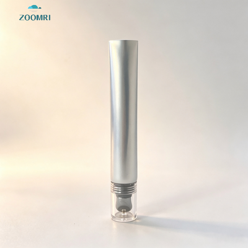 Custom D19 Lip Care Tube with Zinc Alloy Applicator, Simple High-end Packaging, Metal Applicator for Luxurious Lip Application - 图片 9
