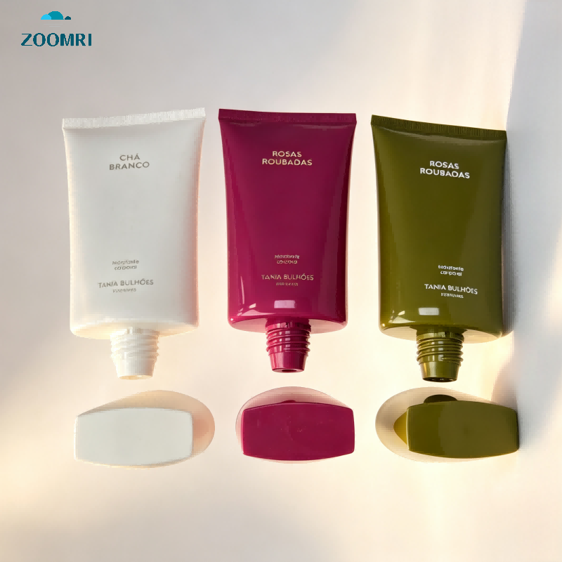 Custom Luxury Oval PE Cosmetic Squeeze Tube, Camellia Pattern for Skincare 30-120ml - 图片 4